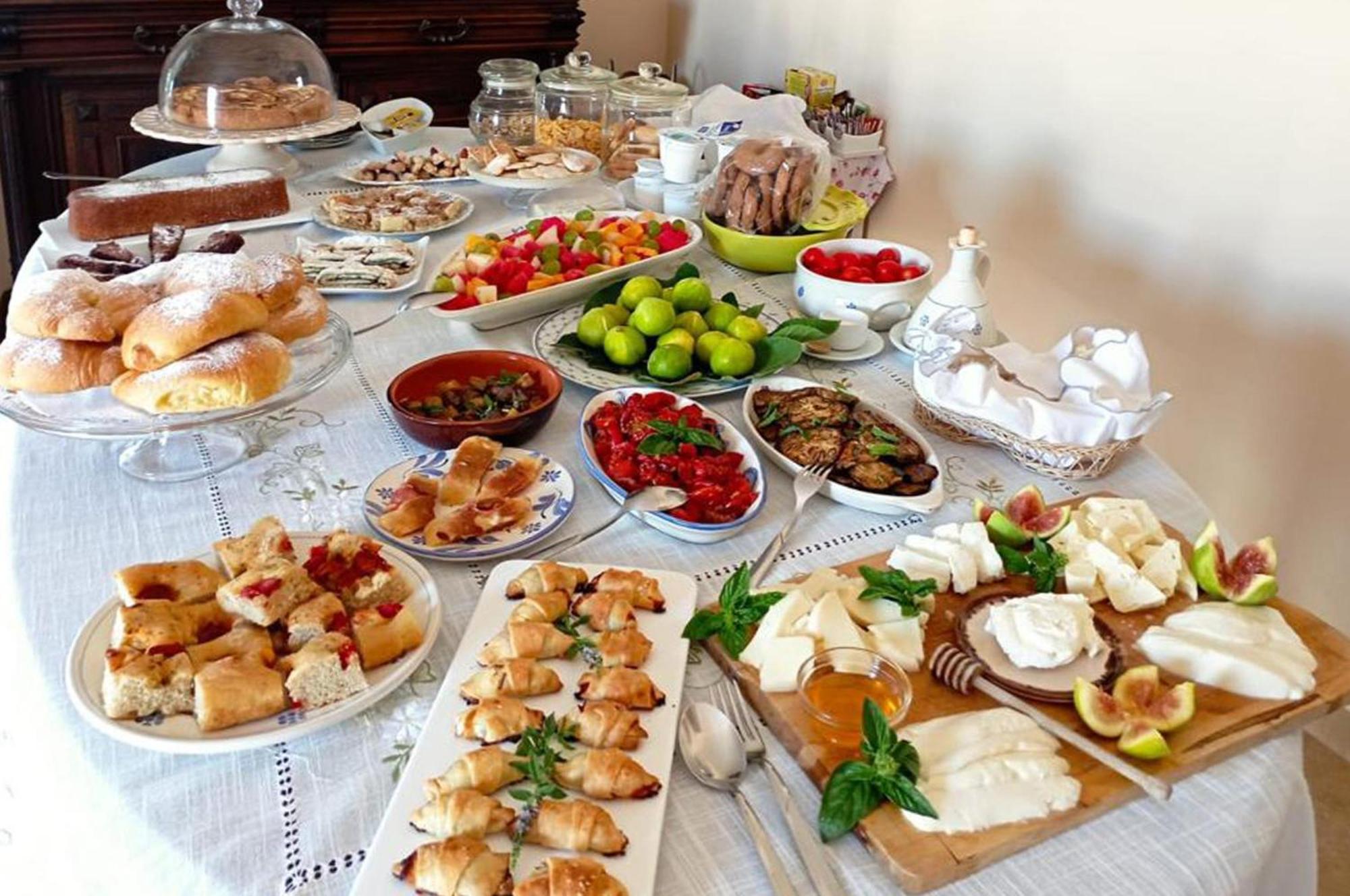Villa Carola Галиполи Екстериор снимка